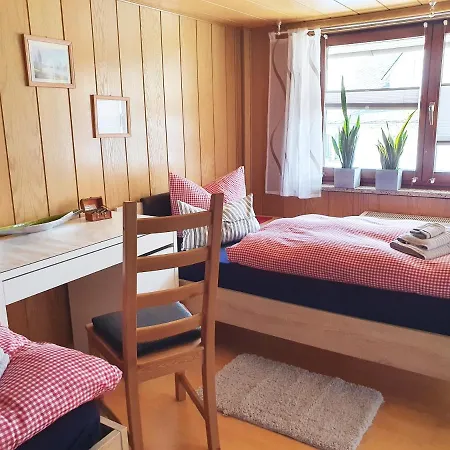 Monteur-fremdenzimmer - Petit Quartier * Merenberg