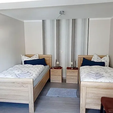 Panzió Monteur-fremdenzimmer - Petit Quartier *