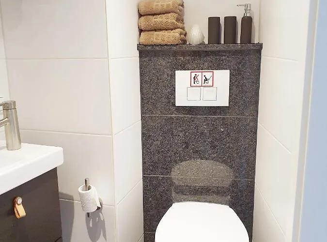 Monteur-fremdenzimmer - Petit Quartier * Merenberg