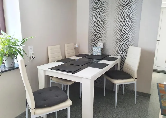 Monteur-fremdenzimmer - Petit Quartier Bed & Breakfast